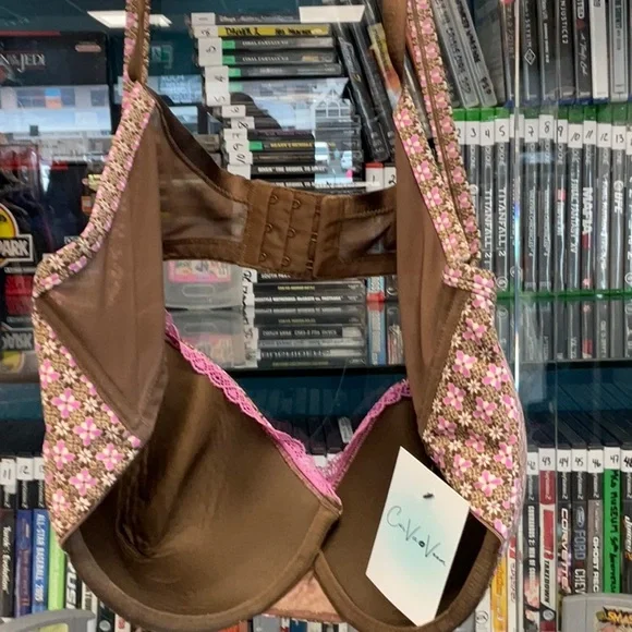 Penningtons Intimate 46D - Picture 2 of 2